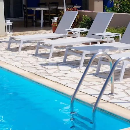 ヴィラ Joanna's Sunset Antipata